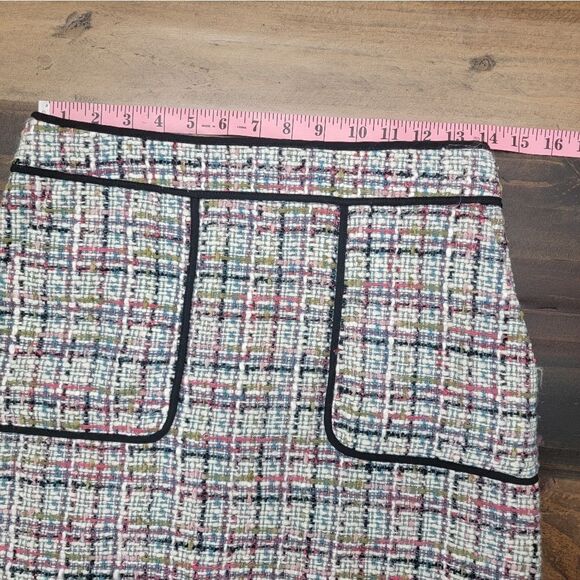LOFT Tweed Plaid Patch Pockets Lined Academia Back Zip Shift Mini Skirt Size 2 - Picture 10 of 11